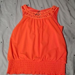 A. BYER Ladies Sleeveless Blouse. Large.